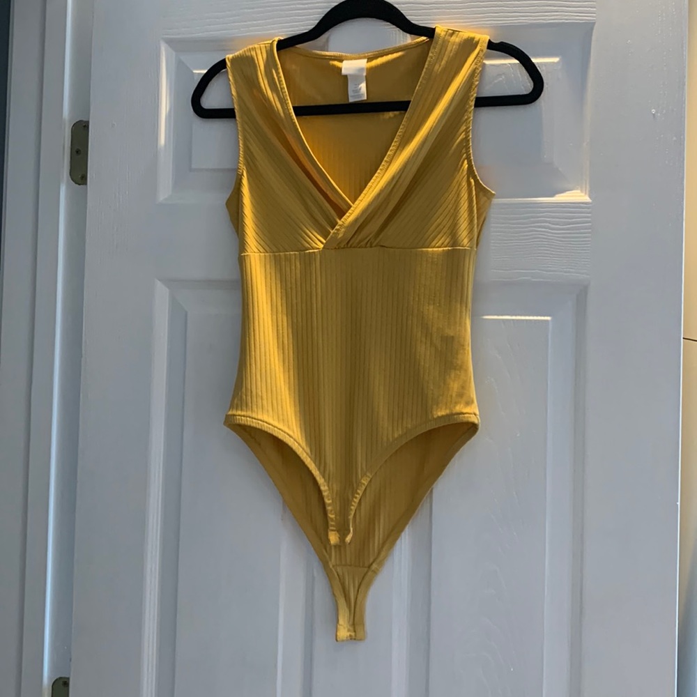 Knit bodysuit from H&M size S